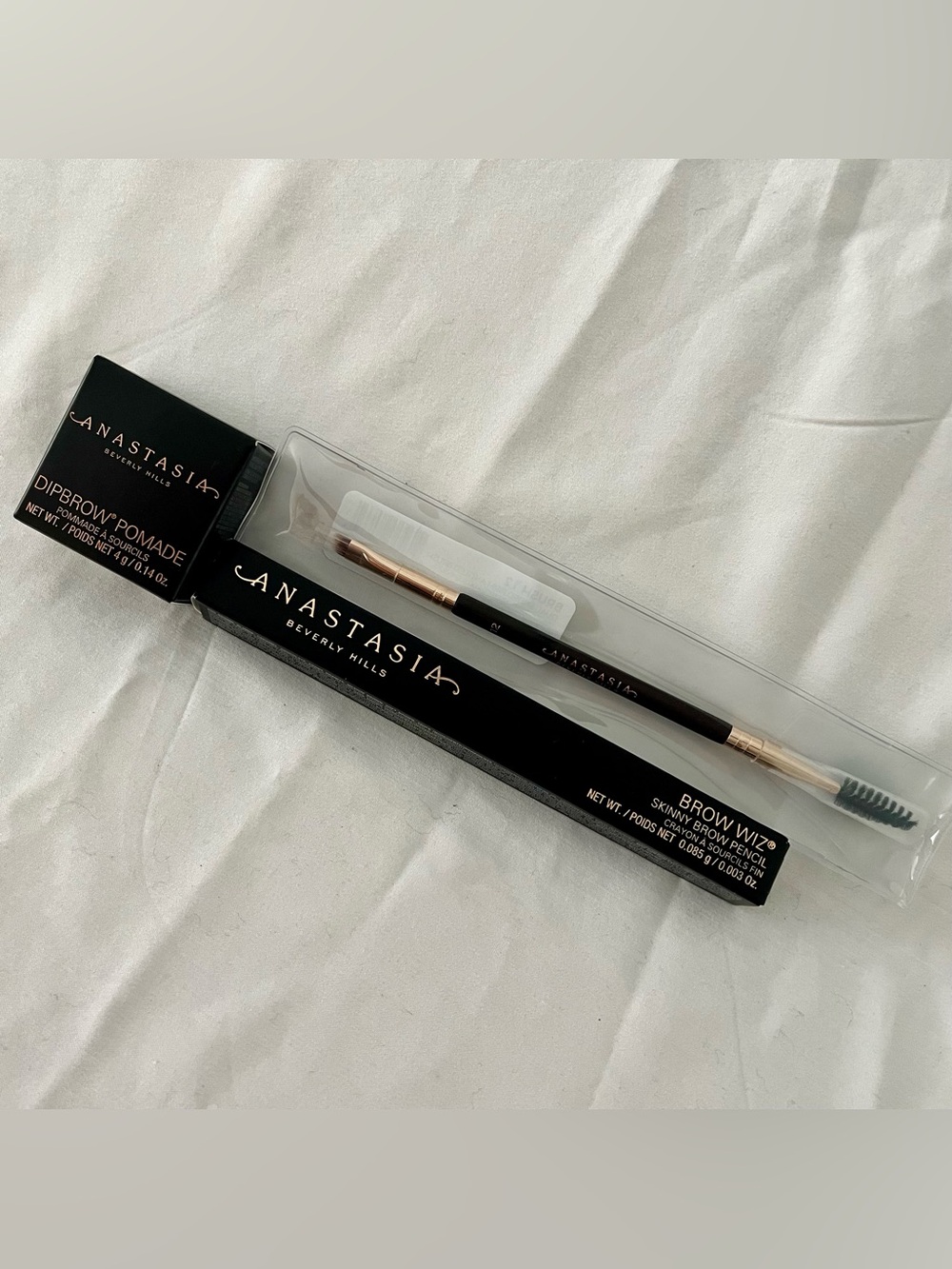Anastasia Beverly Hills Dipbrow & Brow Wiz + Brush - Medium Brown - NEW in Box